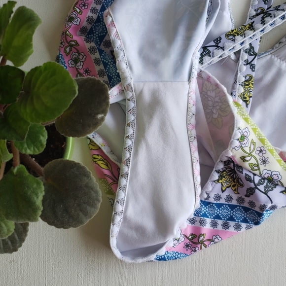 One piece swim 🏊‍♂️ - Picture 4 of 4